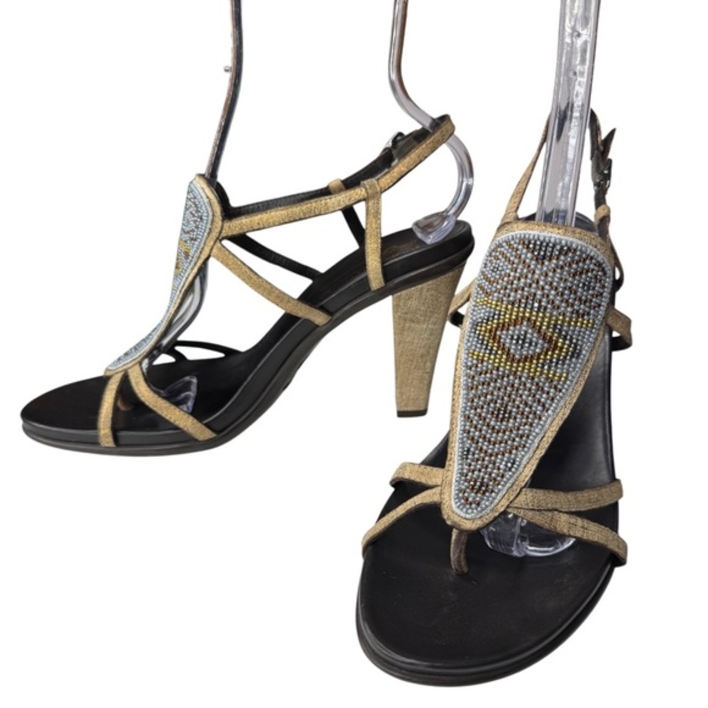 Donald‎ J. Pliner Boho Seed Bead Beaded Heeled Sandals  size 8.5 Leather Italy